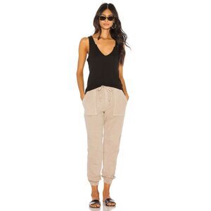 MONROW Patch Pocket Cotton Jogger Pants in Dust Size M